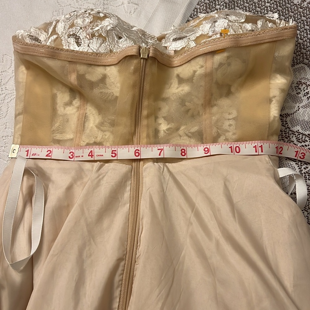 Strapless Gown with White Floral Details - Picture 12 of 15